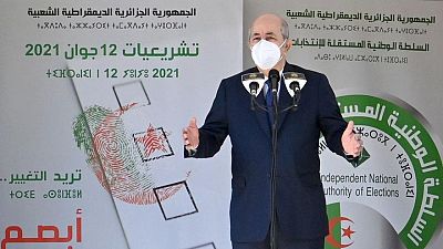 تعيين وزير المالية الجزائري رئيسا للوزراء تعيين وزير المالية الجزائري رئيسا للوزراء