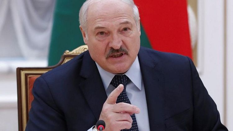 وكالة: رئيس روسيا البيضاء يأمر بإغلاق الحدود مع أوكرانيا