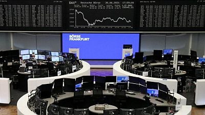 Las bolsas europeas suben olvidando de momento el miedo al virus y a la inflación Las bolsas europeas suben olvidando de momento el miedo al virus y a la inflación