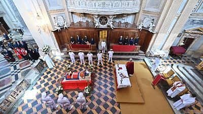 Nella cripta reale della basilica sulla collina torinese Nella cripta reale della basilica sulla collina torinese