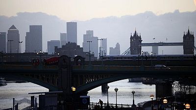 FTSE 100 median CEO pay falls for fourth year in a row - Deloitte FTSE 100 median CEO pay falls for fourth year in a row - Deloitte