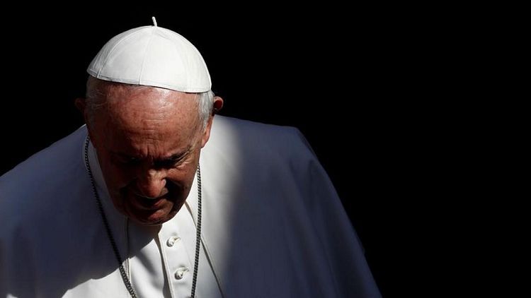 الفاتيكان يقول البابا فرنسيس أجرى عملية جراحية وحالته مستقرة