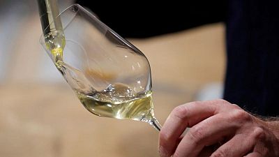 French champagne industry group expresses anger at new Russian champagne law