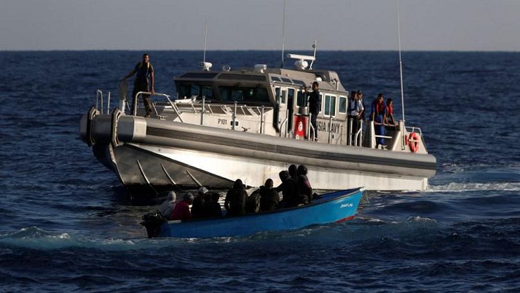 Al menos 21 muertos tras el hundimiento de una embarcación frente a Túnez