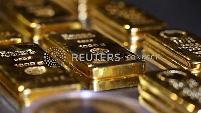الذهب يقترب من 1800 دولار مع توقف مكاسب الدولار الذهب يقترب من 1800 دولار مع توقف مكاسب الدولار