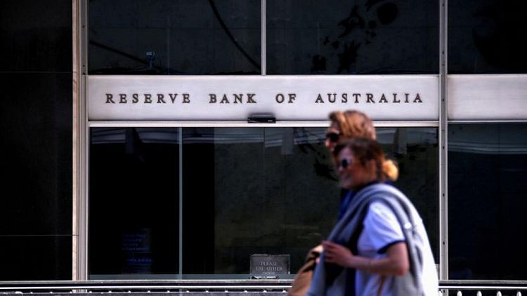 El banco central australiano podría dar marcha atrás a la reducción de estímulos