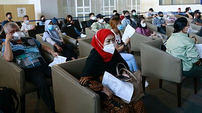 إندونيسيا تجهز منشآت إضافية تحسبا لتدهور الوضع الصحي بسبب كورونا إندونيسيا تجهز منشآت إضافية تحسبا لتدهور الوضع الصحي بسبب كورونا
