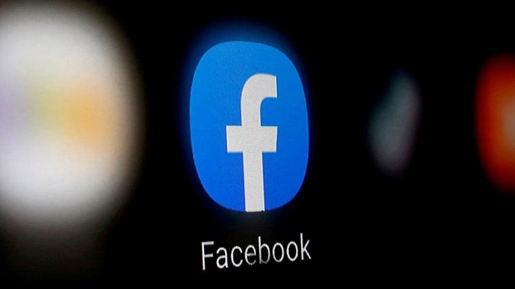 EXCLUSIVA-Facebook ficha a periodistas locales de EEUU para boletines informativos
