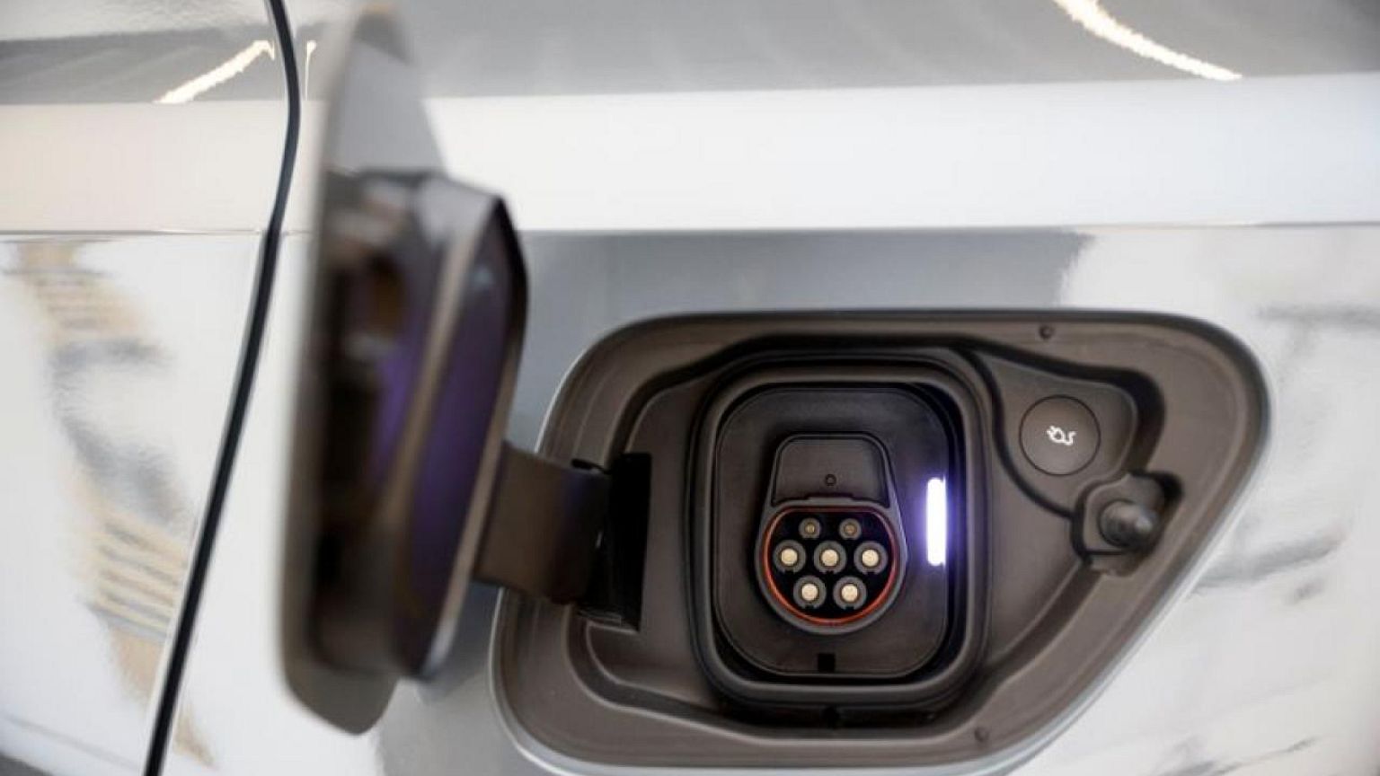 Geely's Volvo Cars lifts stake in EV maker Polestar to 49.5%