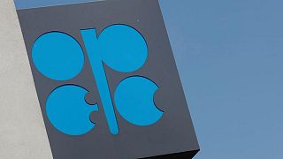 Secretario general OPEP insta a cautela por señales de superávit de crudo en próximos meses