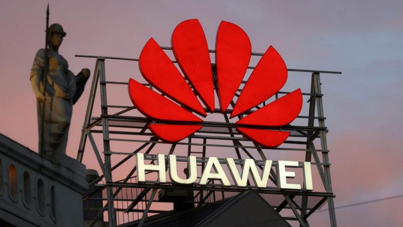 FCC votes to finalize program to replace Huawei equipment in U.S. networks