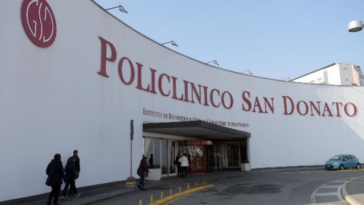 In ospedale nel milanese, arrestato uomo di 75 anni
