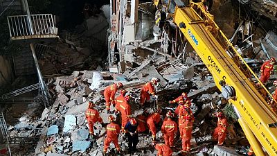 El derrumbe de un hotel en China causa ocho muertos y nueve desaparecidos