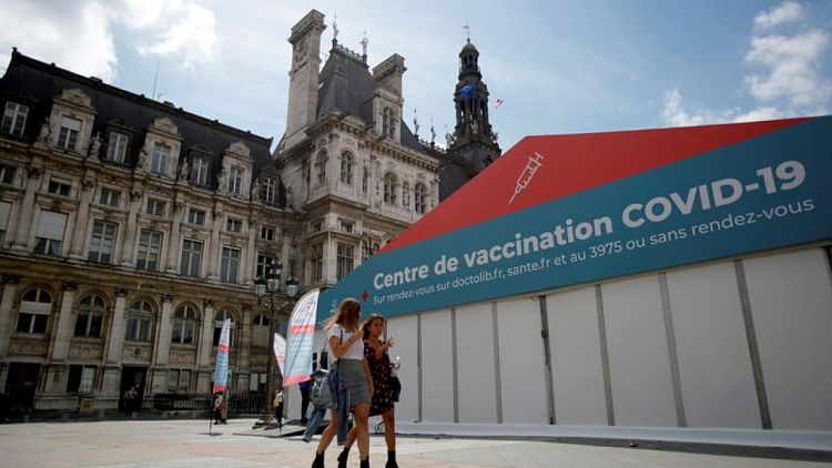 More than 900,000 people in France rush for COVID vaccine as tougher measures near