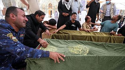 الغضب يتصاعد بعد مقتل 92 في حريق بمستشفى لعلاج مرضى الكورونا بالعراق