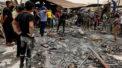 Crece la ira tras muerte de 92 personas en incendio hospital para pacientes COVID en Irak Crece la ira tras muerte de 92 personas en incendio hospital para pacientes COVID en Irak