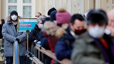 روسيا تسجل 786 وفاة بفيروس كورونا في رقم قياسي جديد