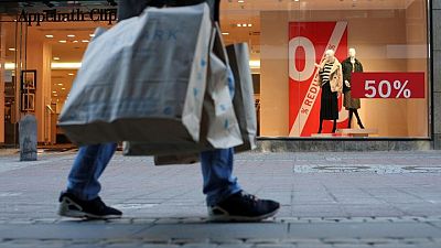 German retailers support face masks, fear new lockdown German retailers support face masks, fear new lockdown