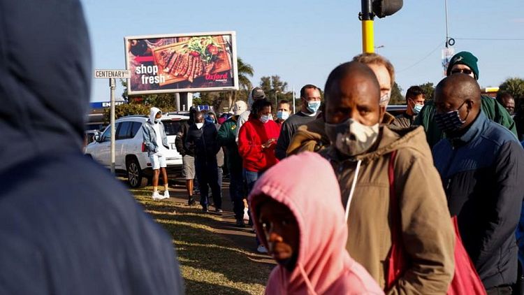 Continúan los disturbios en Sudáfrica, afectando a la actividad hospitalaria