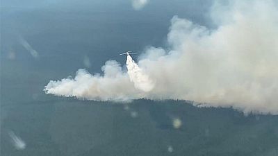 Russian army helicopters join battle against Siberian wildfires Russian army helicopters join battle against Siberian wildfires