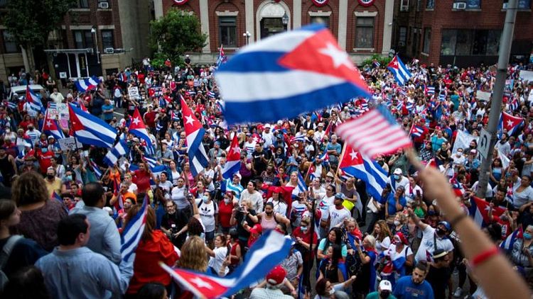 EEUU impondrá sanciones a funcionarios cubanos por represión de protestas: fuente