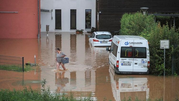 Seis muertos y 30 desaparecidos en Alemania por el derrumbe de casas en las inundaciones