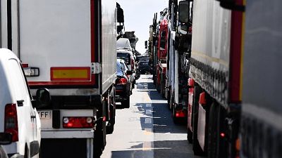 Autostrada bloccata per oltre due ore in direzione Varese