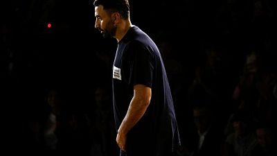 Burberry 'very confident' chief designer Tisci will stay, CFO says Burberry 'very confident' chief designer Tisci will stay, CFO says