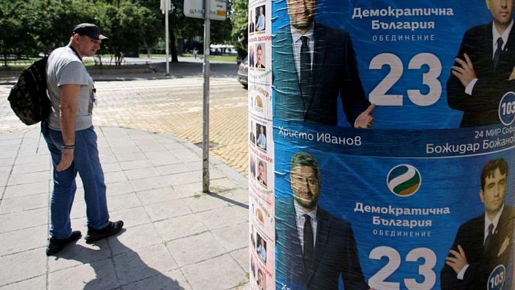 Bulgaria's anti-elite party will seek support to form government