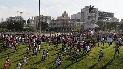 Periodista detenida durante las protestas en Cuba queda bajo arresto domiciliario: diario Periodista detenida durante las protestas en Cuba queda bajo arresto domiciliario: diario