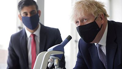 Boris Johnson da marcha atrás en su plan de saltarse la cuarentena tras exposición al COVID Boris Johnson da marcha atrás en su plan de saltarse la cuarentena tras exposición al COVID