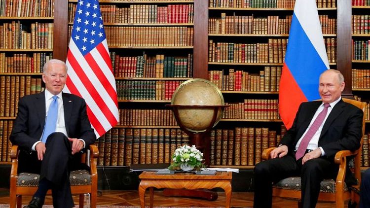 صحيفة: روسيا وأمريكا تجريان محادثات للحد من التسلح النووي يوم 28 يوليو