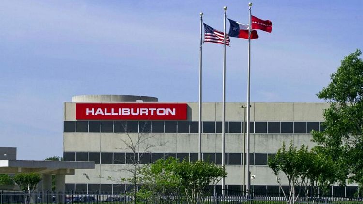 Ganancia de Halliburton salta un 33% por rebote de actividad en campos petroleros