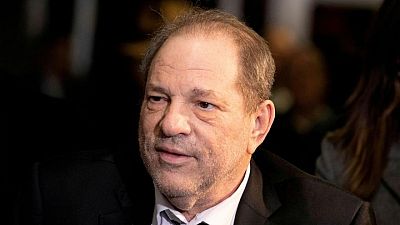 Harvey Weinstein es extraditado a California para enfrentar juicio por cargos de violación y agresión Harvey Weinstein es extraditado a California para enfrentar juicio por cargos de violación y agresión