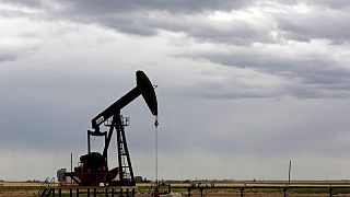 النفط يرتفع 1.50 دولار للبرميل في ظل شح متوقع في الإمدادات بسبب تعافي الطلب