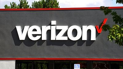 Verizon beats postpaid phone subscriber estimate Verizon beats postpaid phone subscriber estimate