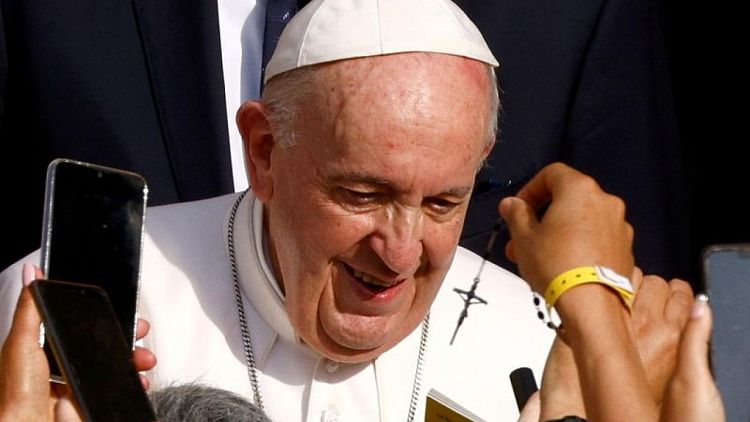 Plan de viaje del Papa para septiembre no muestra alivio tras operación