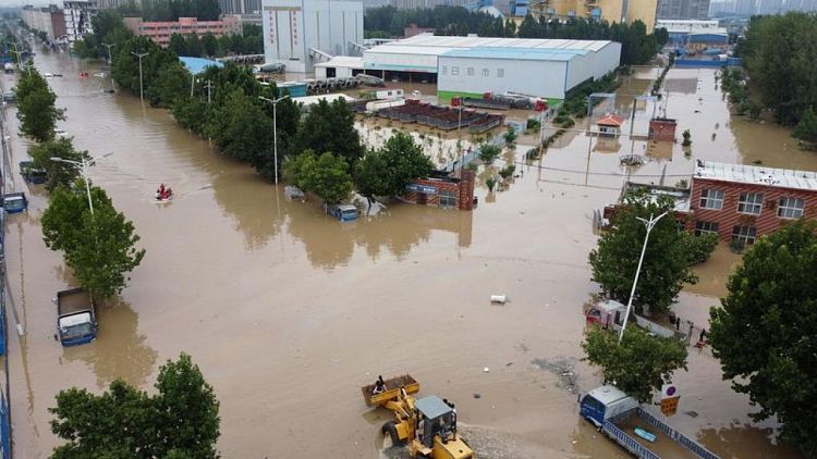 Las inundaciones chinas afectan cadenas de suministro, desde el carbón a los automóviles
