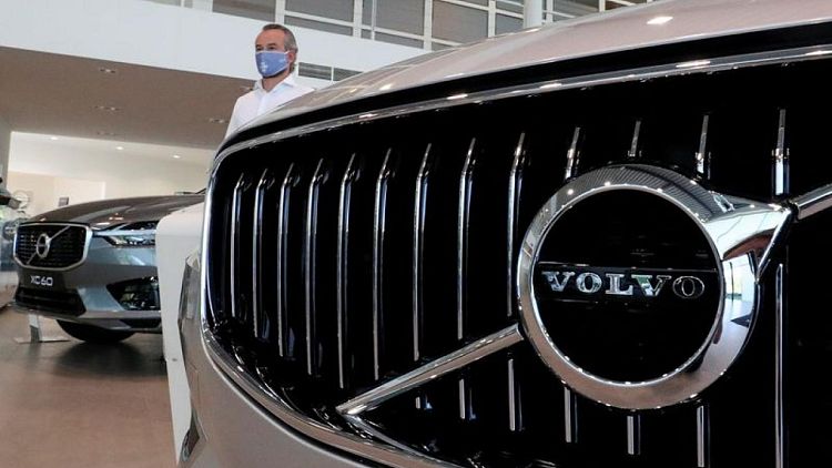 Geely's Volvo Cars swings to profit in H1