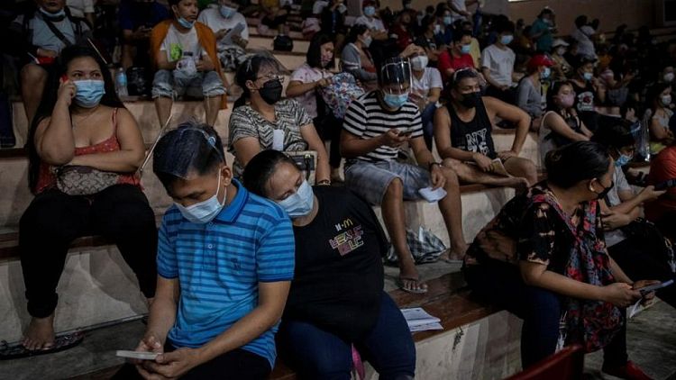 الفلبين تقرر منع دخول المسافرين من ماليزيا وتايلاند للحد من انتشار سلالة دلتا