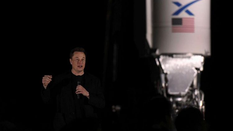 U.S. extends environmental review for SpaceX program in Texas