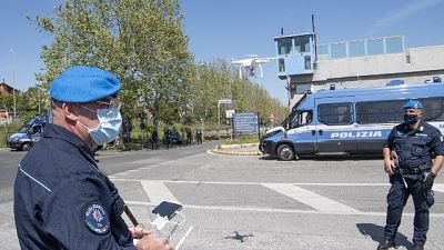 L'allarme dei sindacati della polizia penitenziaria L'allarme dei sindacati della polizia penitenziaria