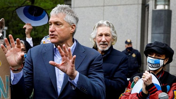 Lawyer who sued Chevron over Ecuador pollution found guilty of contempt