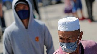 قازاخستان وأوزبكستان تسجلان زيادة يومية قياسية بإصابات كوفيد-19