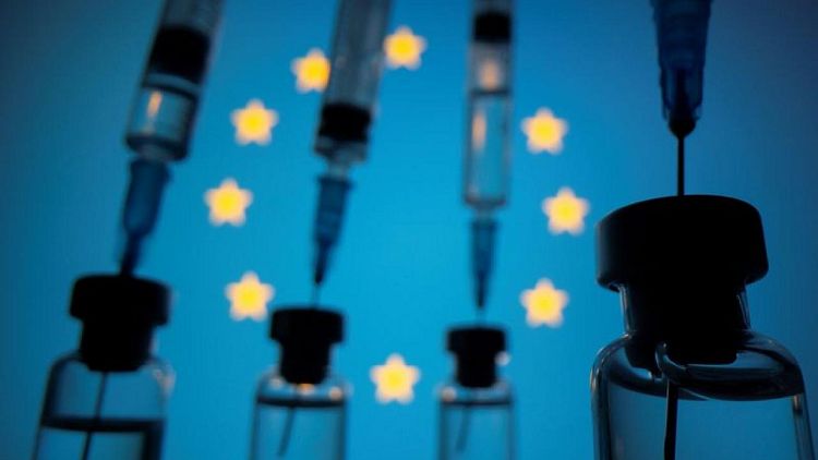La UE ve factible alcanzar el objetivo de vacunación del 70% al final del verano