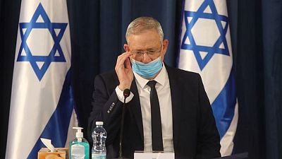 وزير الدفاع الإسرائيلي يقدم لفرنسا يوم الأربعاء نتائج أولية لتقييم برنامج تجسس