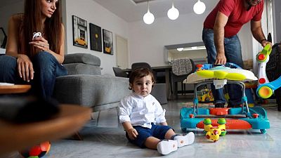 "رمز للحياة".. الرضيع جورج يكمل عامه الأول في يوم ذكرى انفجار بيروت