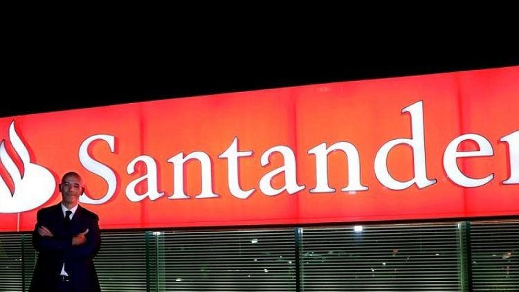 Santander Brasil duplica beneficios gracias a menores provisiones y mayores ingresos por comisiones