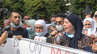 La sorella di Youns El Bossettaoui chiede aiuto a Ilaria Cucchi La sorella di Youns El Bossettaoui chiede aiuto a Ilaria Cucchi