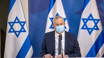 جانتس لنظيرته الفرنسية: ننظر بجدية لادعاءات إساءة استخدام برنامج تجسس إسرائيلي
